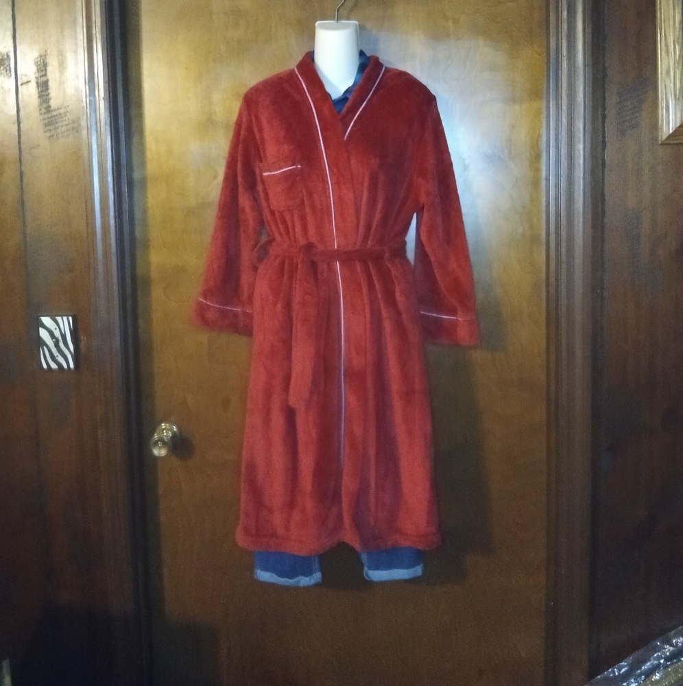 Joe Boxer Plush Robe